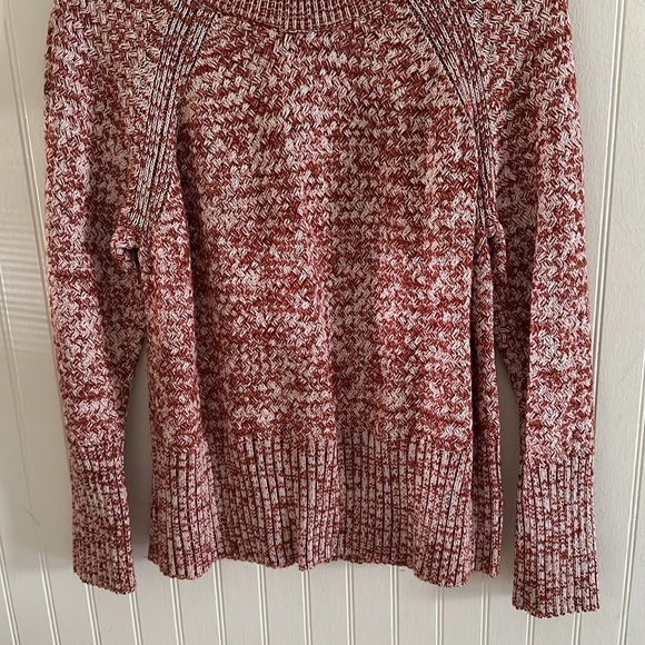 Like New! Universal Thread Brick Color Crewneck Sweater sz XXL - Picture 5 of 8